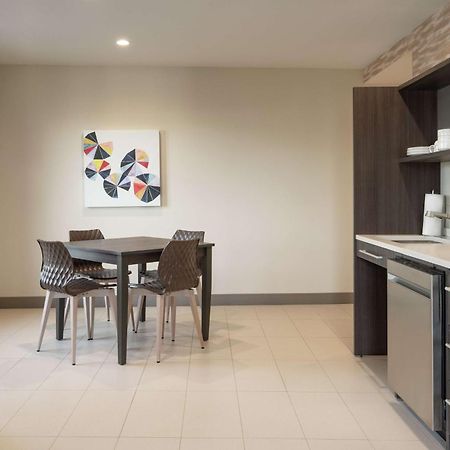 Home2 Suites By Hilton Woodland Hills Лос-Анджелес Экстерьер фото
