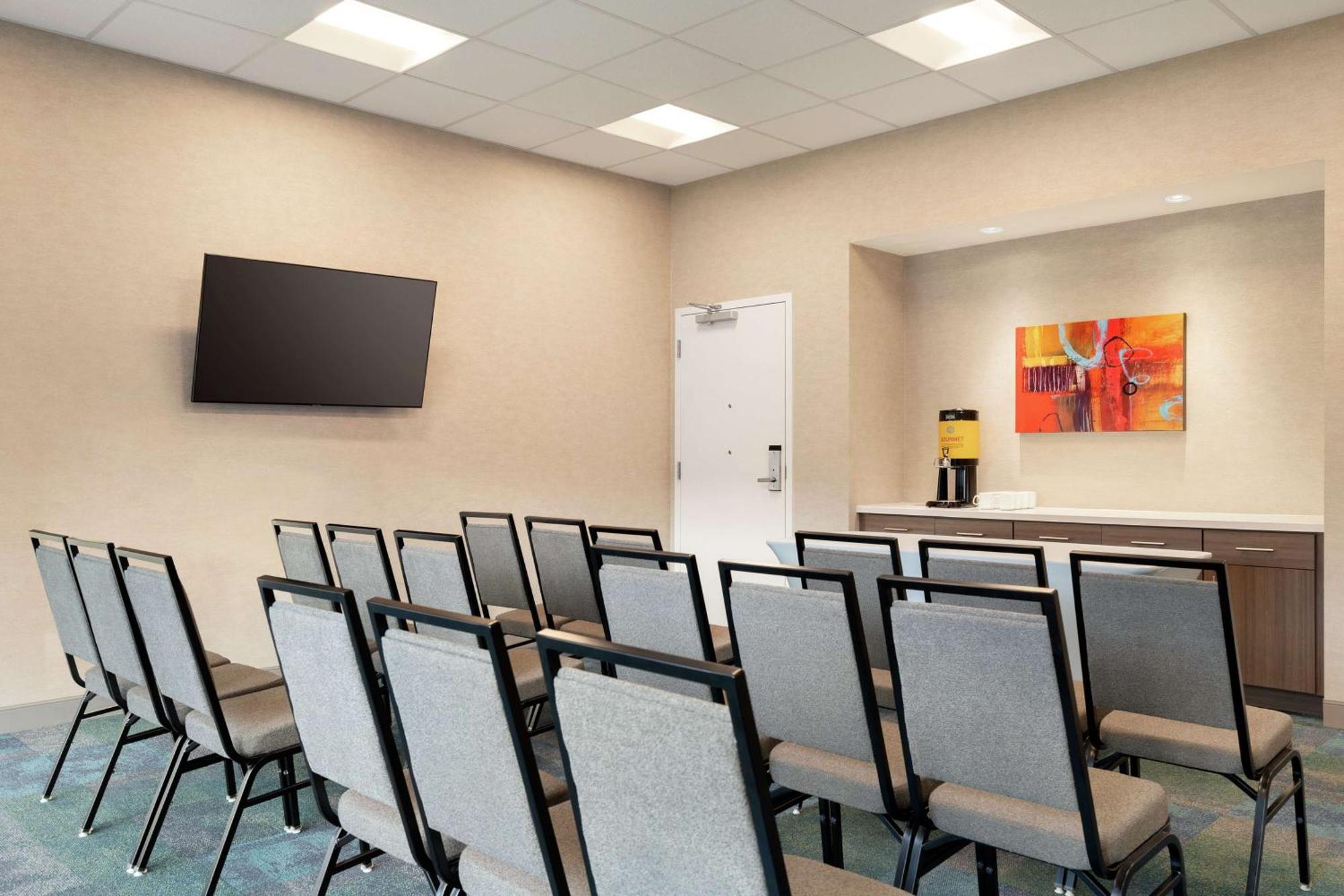 Home2 Suites By Hilton Woodland Hills Лос-Анджелес Экстерьер фото