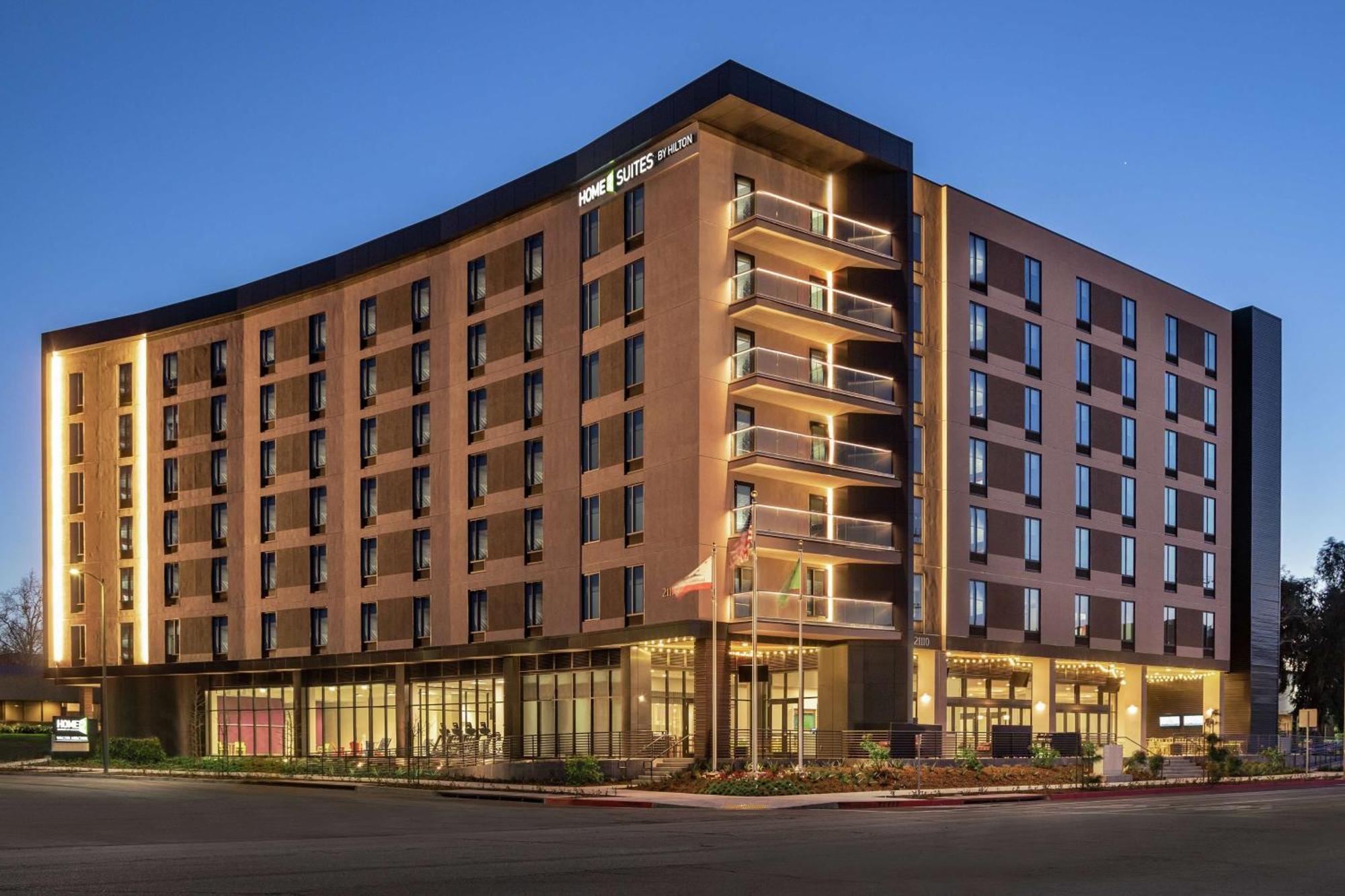 Home2 Suites By Hilton Woodland Hills Лос-Анджелес Экстерьер фото