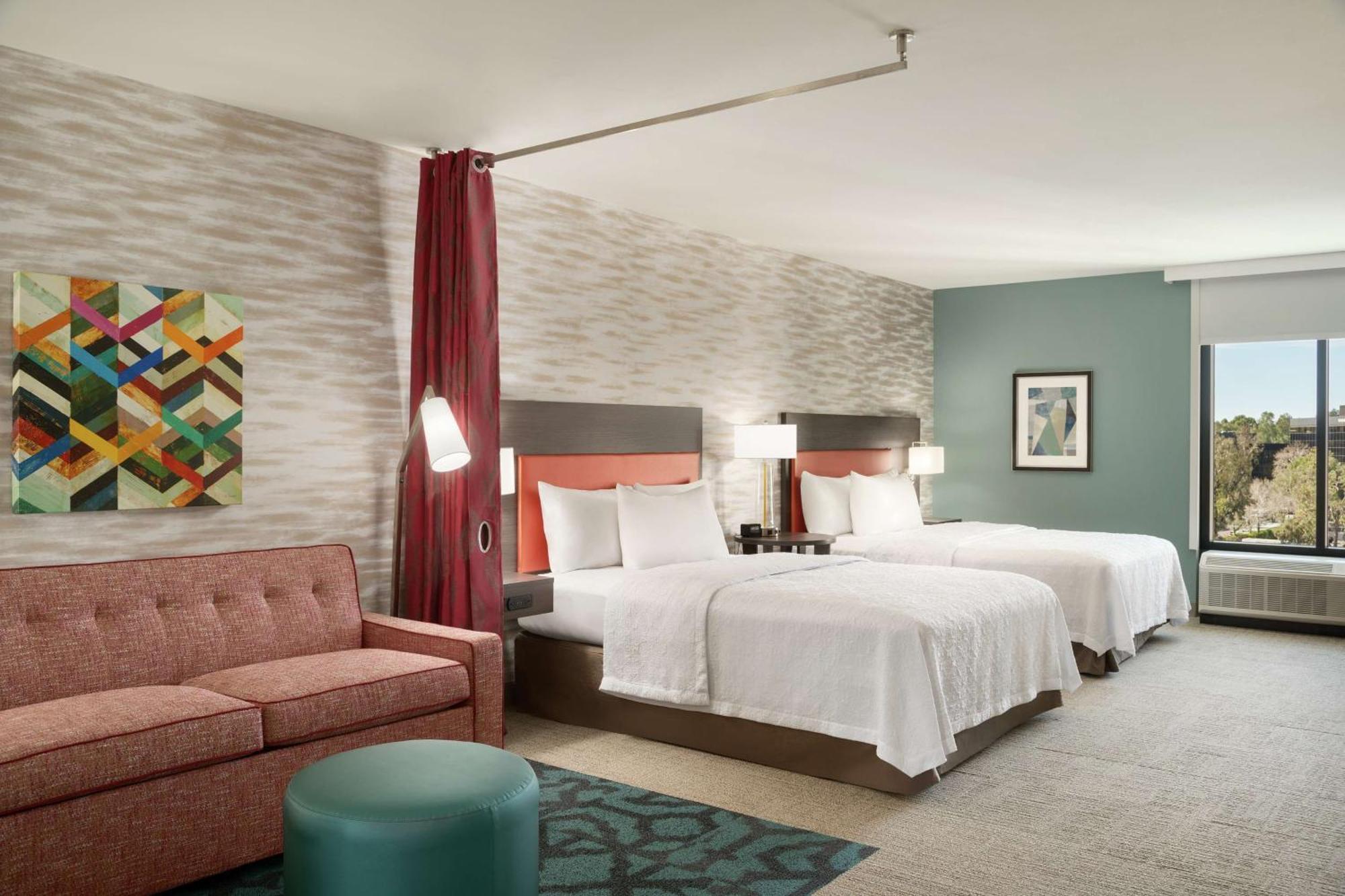 Home2 Suites By Hilton Woodland Hills Лос-Анджелес Экстерьер фото